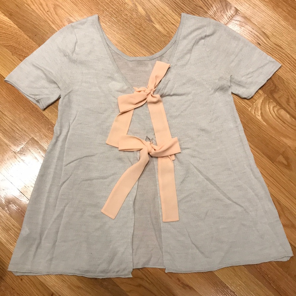 Club Monaco Sweater T Shirt